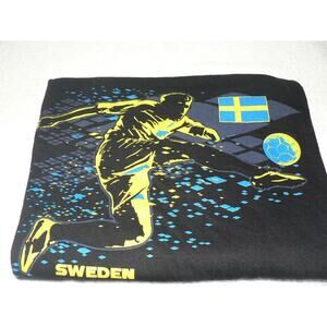 Gen2 Kids National Soccer Apparel Sweden T-Shirt Black/Blue/Yellow Large‎ 14/16